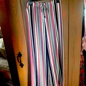 Light weight, wide leg, pants